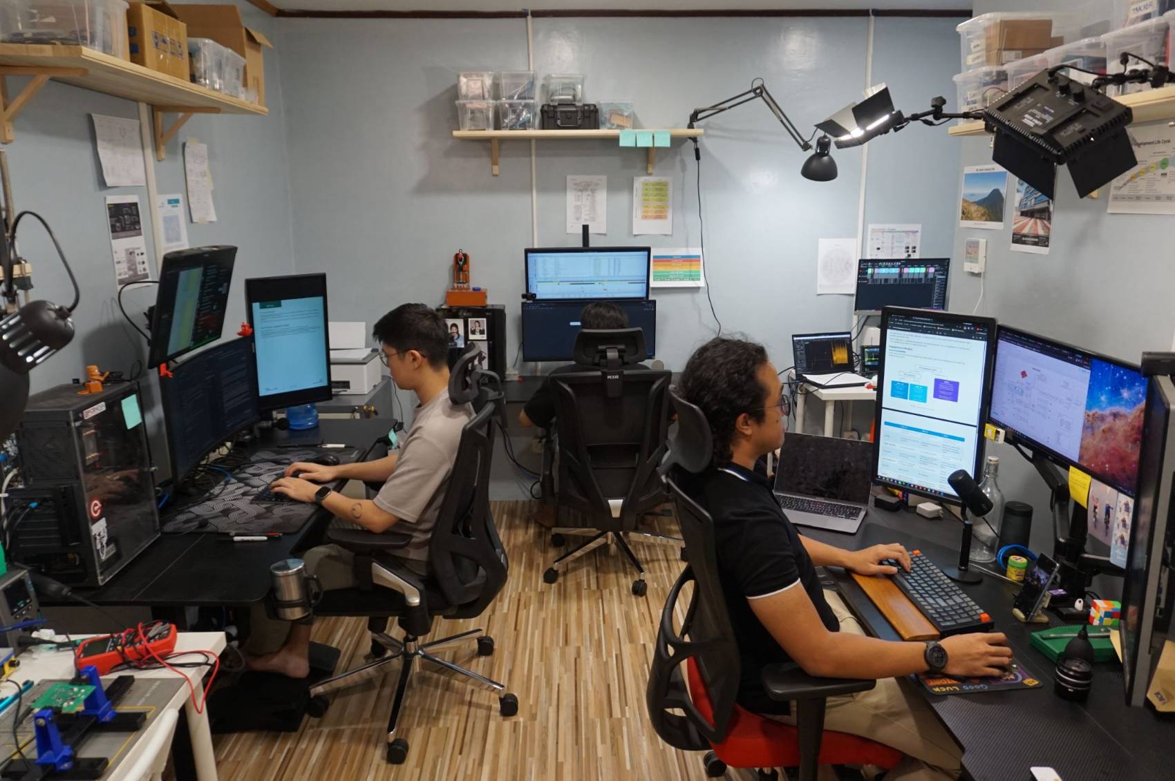 wide-angle view of the lab